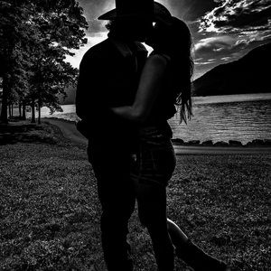 Meet your Posher, Tayler